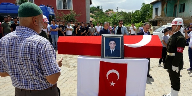 Kızılcahamam'daki kazada hayatını kaybeden onbaşı toprağa verildi
