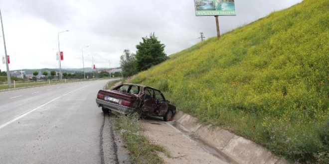 Samsun'da iki otomobil arpt: 1 l, 6 yaral