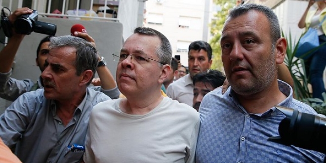 ABD'li papaz Brunson'ın 'ev hapsi'ne itiraz reddedildi
