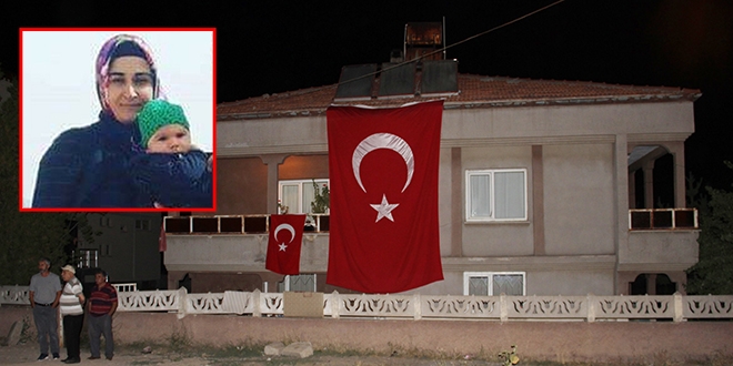 Asker eşi ve bebeğinin acı haberi Sivas'a ulaştı
