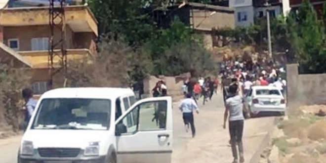 Abone tespiti yapmak için jandarma ekibiyle gidince ortalık karıştı