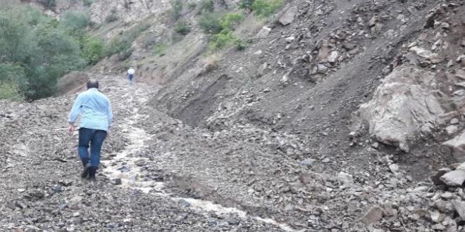 Artvin'de maden ocağında göçük: 4 işçi mahsur kaldı