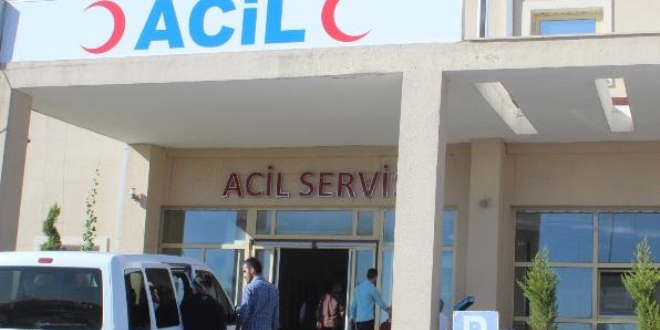 Traktörün altında kalan 13 yaşındaki çocuk yaralandı