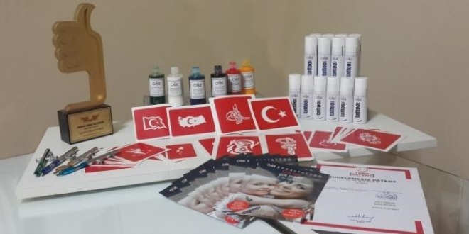 Sprey kına ile başladı dünyaya dövme boyası satıyor