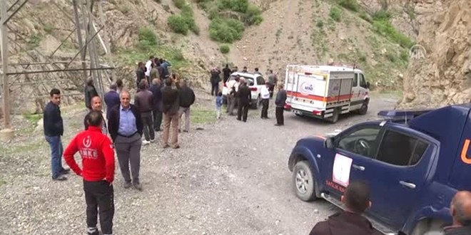 Dağda mahsur kalan genc AFAD ekiplerince kurtarıldı