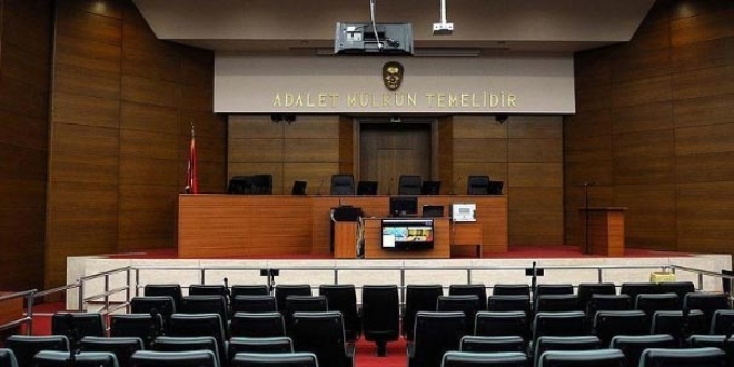 Fuat Avni'ye listeyi 'köstebek' vermiş