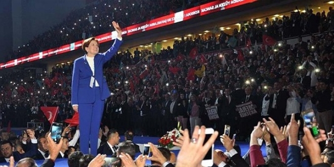 İYİ Parti kurultayına 3 bin kişi davet edildi
