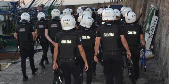 Kumkapı'daki balıkçılara şafak baskını