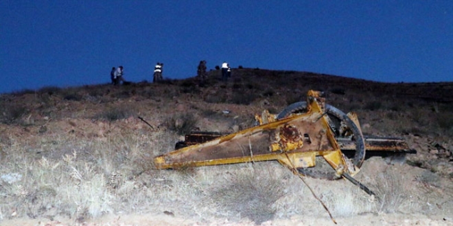 Yamaçtan yuvarlanan iş makinesinin operatörü öldü