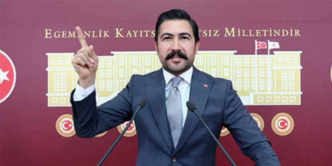 'Cumhurbaşkanımız 72 düvele karşı mücadele veriyor'