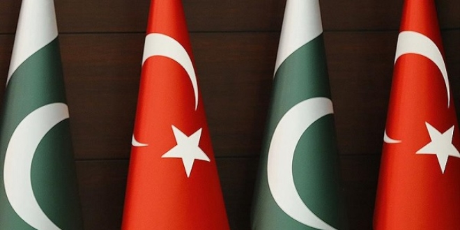 Pakistan'dan Trkiye'ye destek