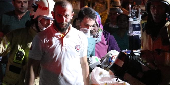 Fatih'teki hastane yangını söndürüldü