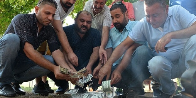 Döviz kurundaki artışı böyle protesto ettiler