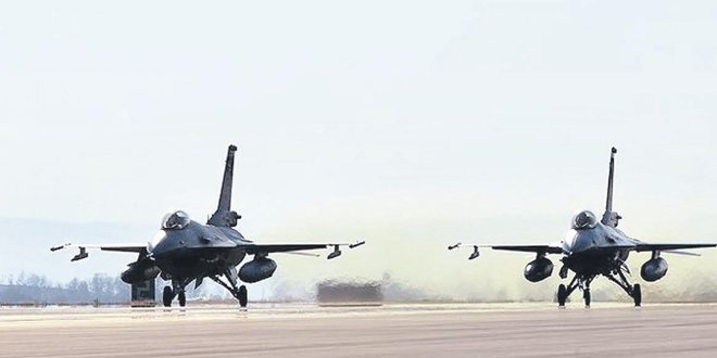 FET, 3 kardei de F-16 pilotu yapm