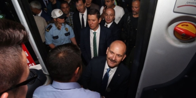 İçişleri Bakanı Soylu trafik denetimine katıldı