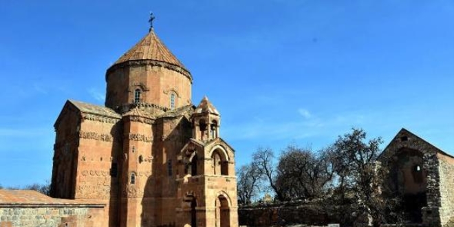 Akdamar Kilisesi'nde 3 yıl sonra ayin heyecanı