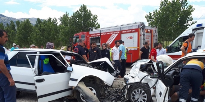 Kahramanmaraş'ta otomobiller çarpıştı: 10 yaralı
