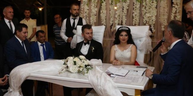 Şehidin kardeşi gelin oldu, devlet protokolü vefa gösterdi