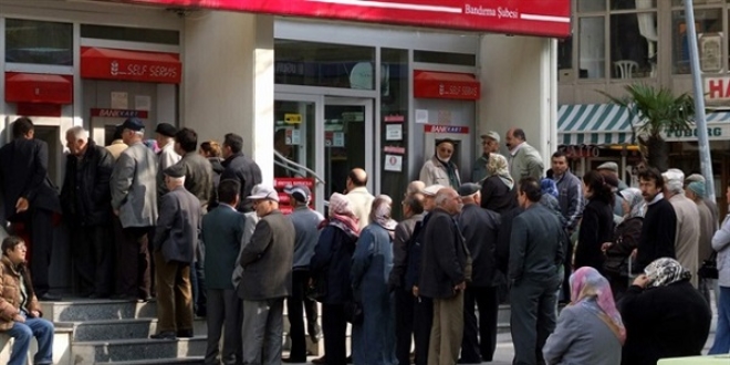 SGK'dan emekli aylığı açıklaması
