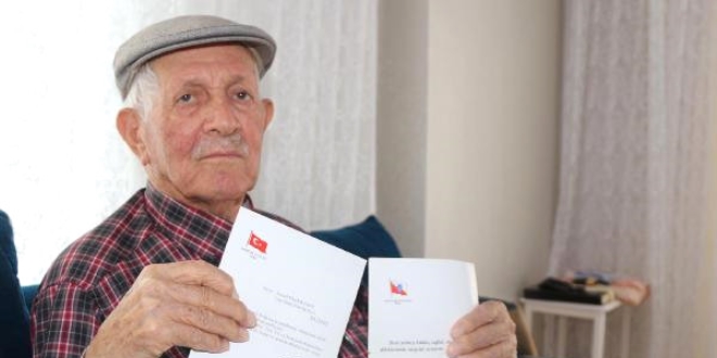 88 yaşındaki İsmail dedenin 40 yıllık kopmayan iletişimi