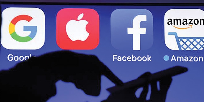 Almanya'dan Google ve Facebook'a 'verilerinizi paylaşın' baskısı