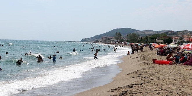 Mavi bayraklı plajlarda bayram hareketliliği