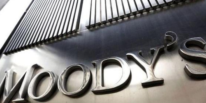 Moody's 18 Türk bankasının notunu indirdi