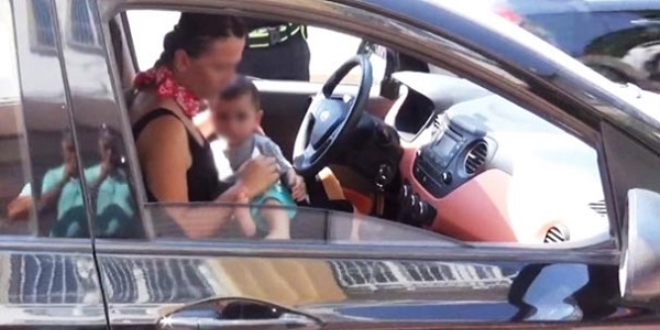 Arabada bu halde polise yakalanınca cezayı yedi