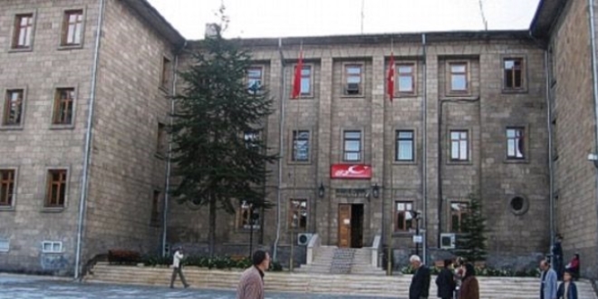Isparta'da 7 kaymakamın görev yeri değişti