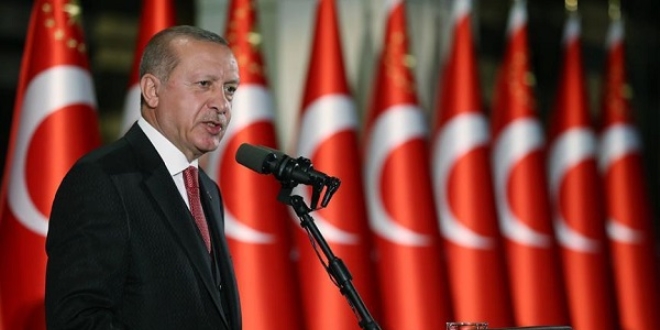 'Yargı mensuplarının tarafı hukukun üstünlüğünden yana olmalı'