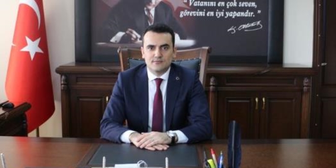 Tayini çıkan Kaymakamın kalması için sosyal medyada kampanya