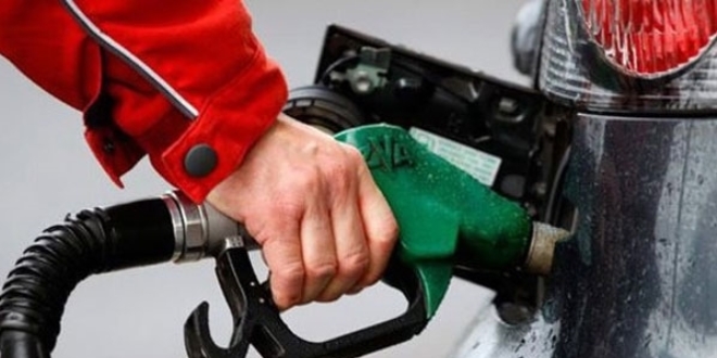 Benzin, motorin ve LPG'de zam pompadan döndü