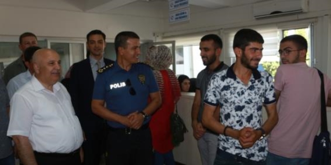 Kayıt yaptıran üniversite öğrencilerine terör uyarısı