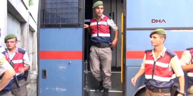 50'si tutuklu, 90 sanığın yargılanmasına devam edildi