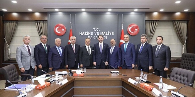 Bakan Albayrak'tan ihracatçıya destek açıklaması