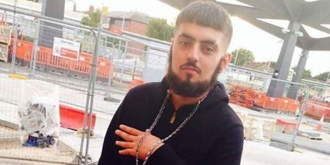 Türk gence Londra'da kanlı infaz