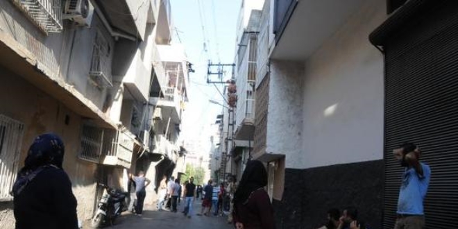 Cezaevinden denetimli çıktı, odasında kendini astı