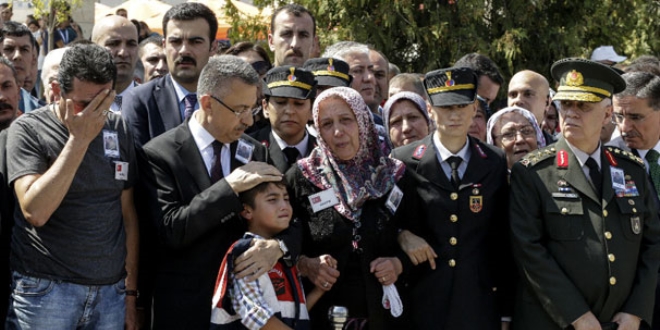 Şehidin son isteği gerçekleşti, oğlu sünnet oldu