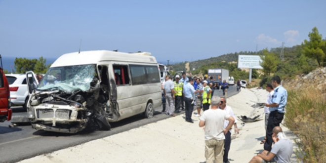 Bodrum'da trafik kazası: 16 yaralı