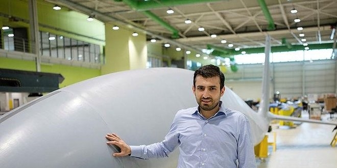 Selçuk Bayraktar 'İnsansız savaş uçağı' müjdesini verdi