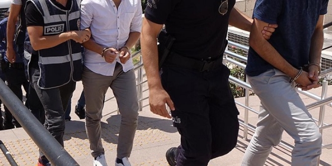 FETÖ soruşturmasında 3 şüpheli yakalandı