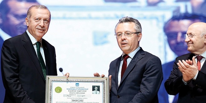 Cumhurbaşkanı basın başdanışmanı büyükelçi oldu