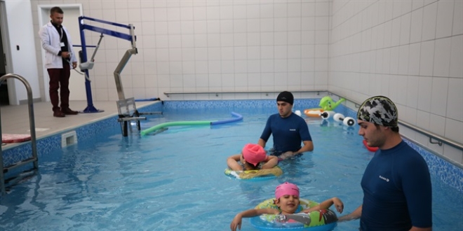 Beş yıldızlı otel konforunda fizik tedavi hizmeti