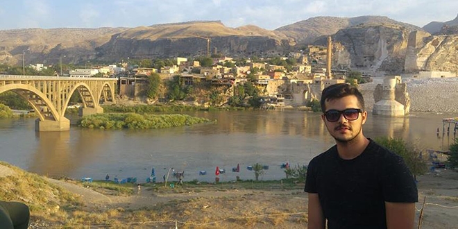 Bin lira bütçeyle 6 il ve 14 ilçe gezdiler