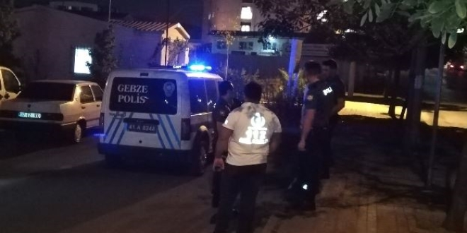 Tüfekle vuruldu, kanlar içinde 112 istasyonuna gitti
