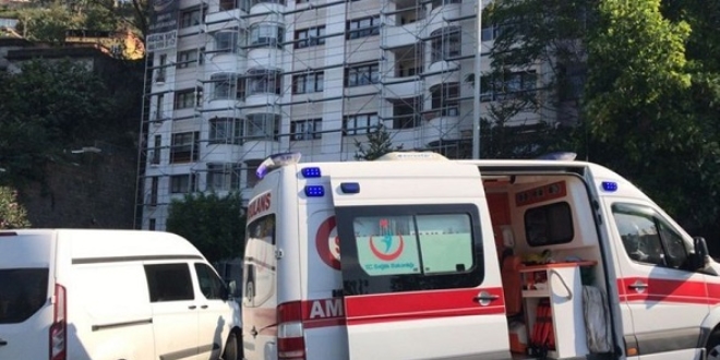 Emekli albay, eşini ve 2 çocuğunu vurdu