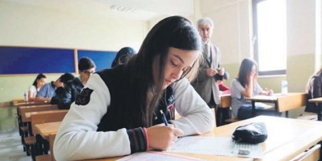 Liseye Geçiş Sınavı'nda 'akılcı' değişiklik