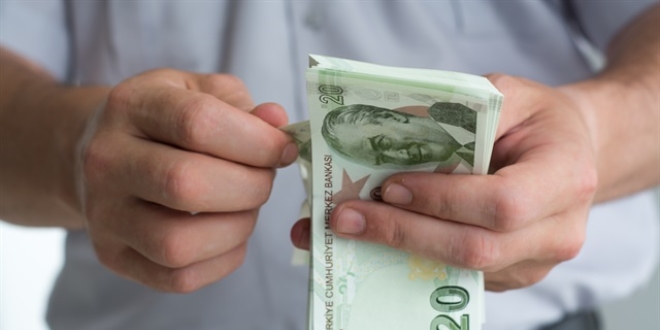Gençlere günlük 75 lira cep harçlığı verilecek