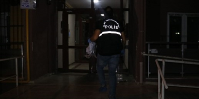 Defalarca bıçaklanan genç kız ağır yaralandı