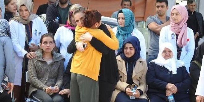 Kalp krizinden ölen sağlık personeli toprağa verildi